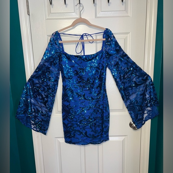 Lucy in the Sky flare sleeve royal blue mini dress - Picture 2 of 6